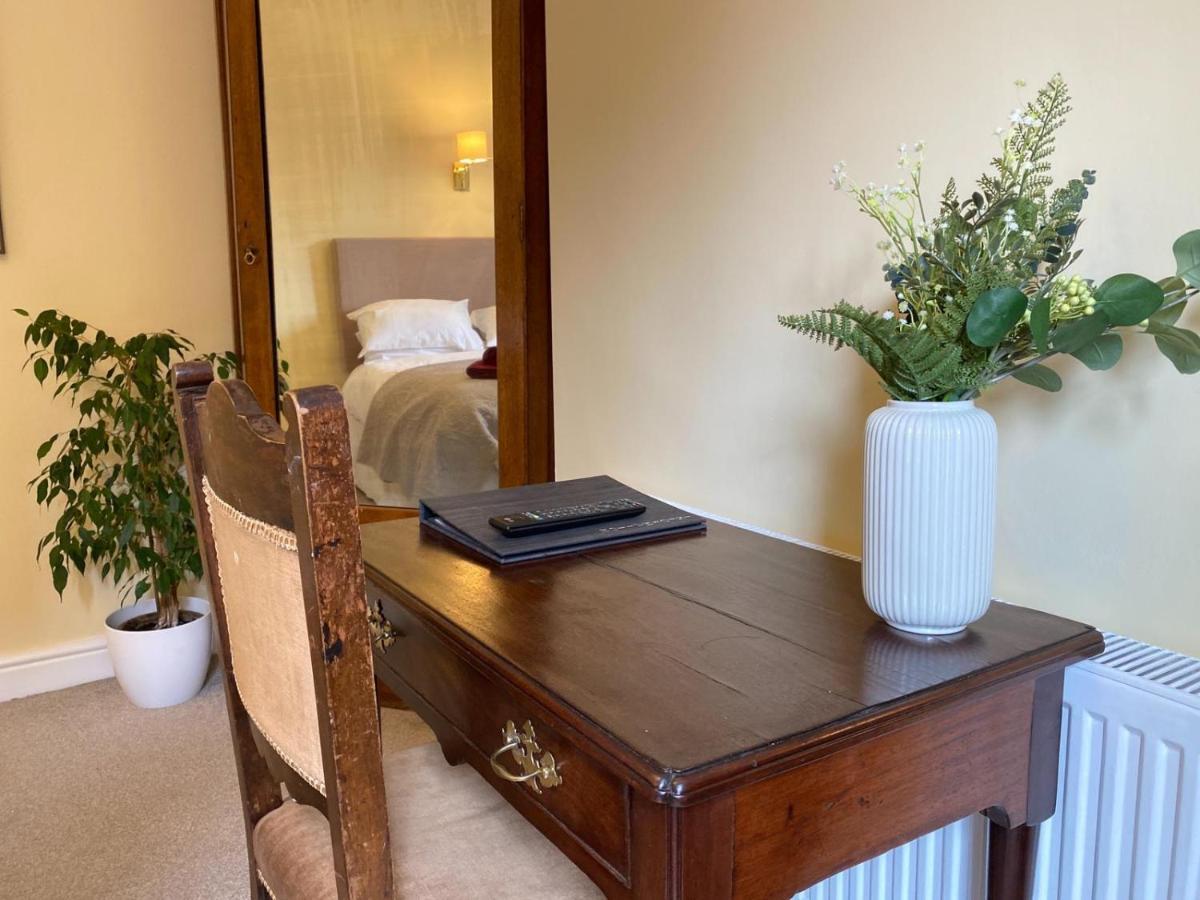 The Victoria Hotel Newcastle-under-Lyme Luaran gambar