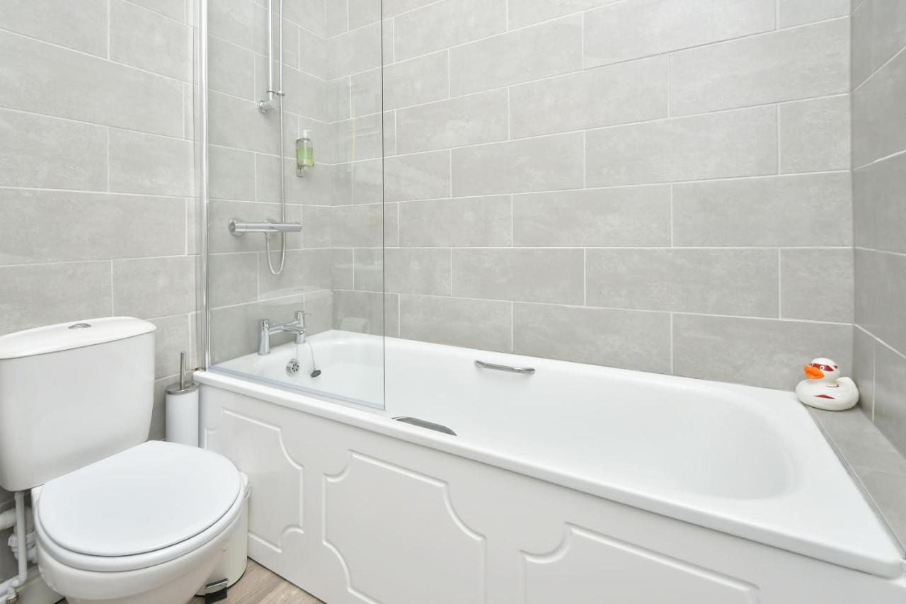The Victoria Hotel Newcastle-under-Lyme Luaran gambar