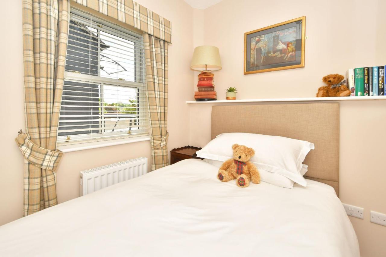 The Victoria Hotel Newcastle-under-Lyme Luaran gambar