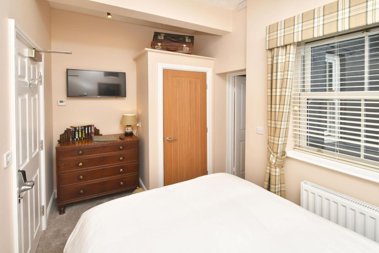 The Victoria Hotel Newcastle-under-Lyme Luaran gambar