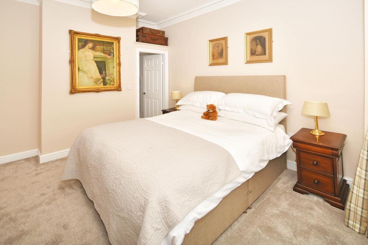 The Victoria Hotel Newcastle-under-Lyme Luaran gambar